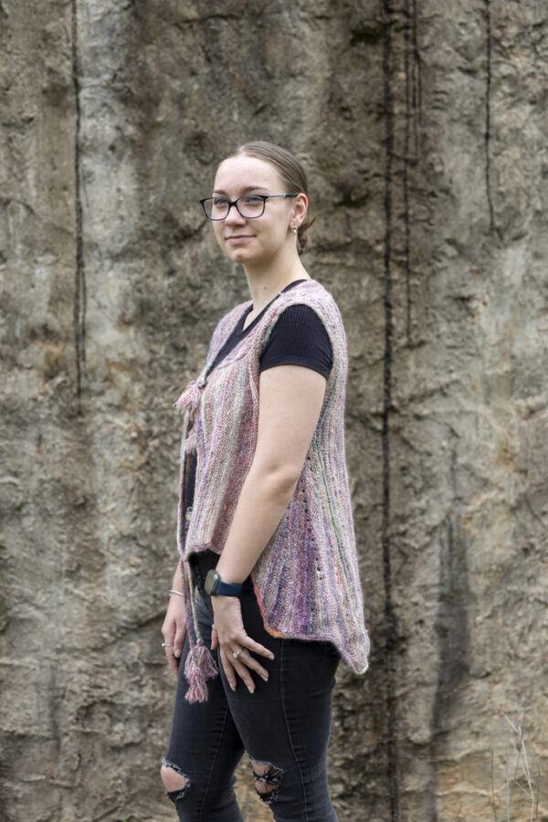 KH464 vest handspun knitted Size m/l - Image 5